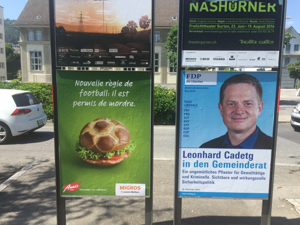 Publicité dans la ville bilingue Biel / Bienne