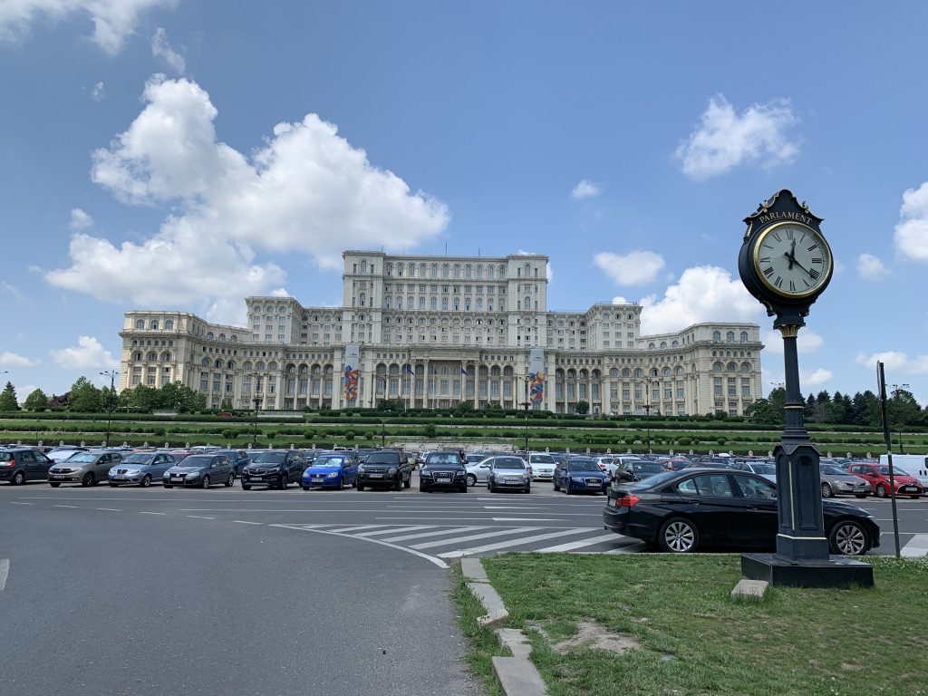 Palais du parlement à Bucarest