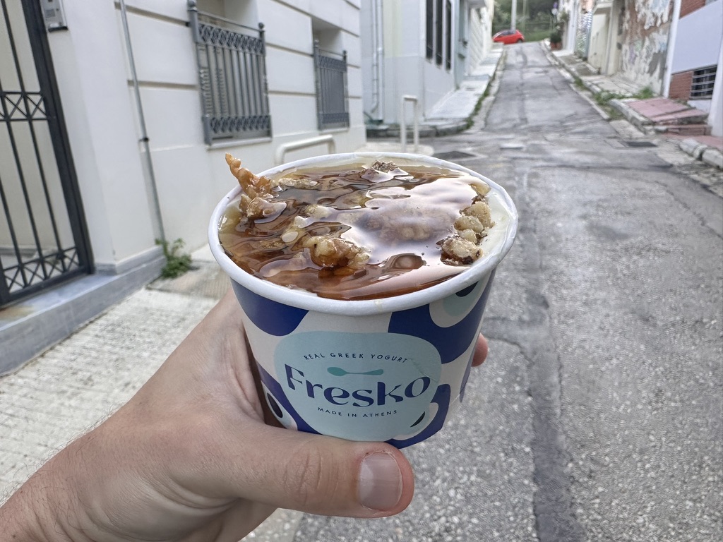 Yaourt grec au miel et noix